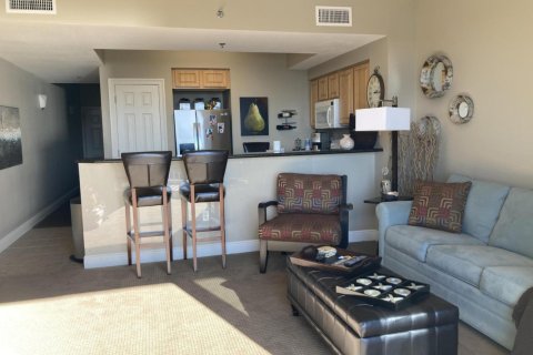 Condominio en venta en Miramar Beach, Florida, 1 dormitorio, 68 m2 № 559109 - foto 1