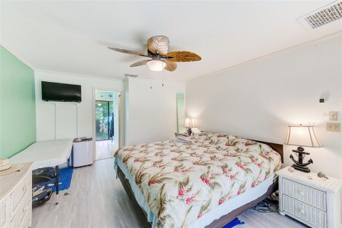 Casa en venta en Safety Harbor, Florida, 3 dormitorios, 162.39 m2 № 1829367 - foto 19