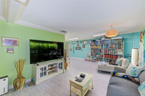 Casa en venta en Safety Harbor, Florida, 3 dormitorios, 162.39 m2 № 1829367 - foto 5