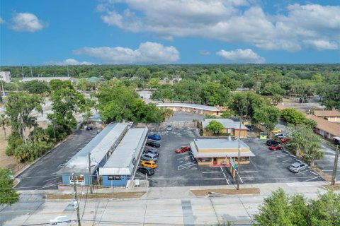 Propiedad comercial en venta en DeLand, Florida, 704.29 m2 № 1654810 - foto 18
