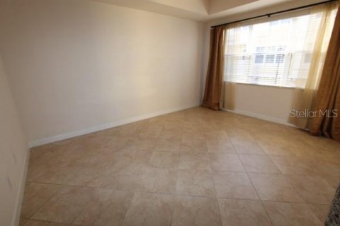 Adosado en alquiler en Lake Mary, Florida, 3 dormitorios, 213.21 m2 № 1837312 - foto 3