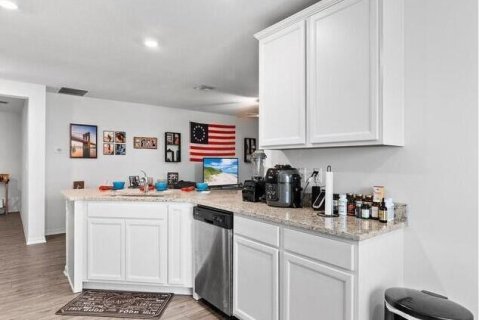 Villa ou maison à louer à St. Lucie, Floride: 3 chambres, 143.26 m2 № 2085875 - photo 3