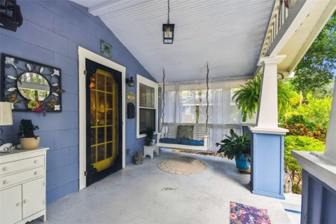 House in Tampa, Florida 2 bedrooms, 103.31 sq.m. № 1886275 - photo 4