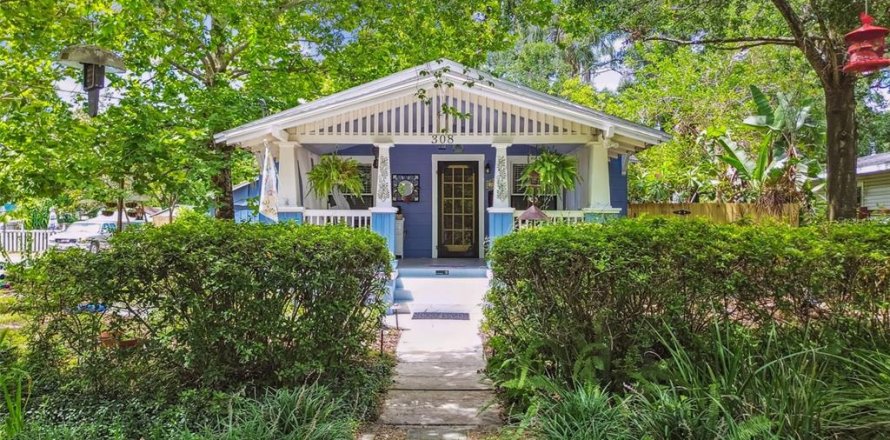 House in Tampa, Florida 2 bedrooms, 103.31 sq.m. № 1886275