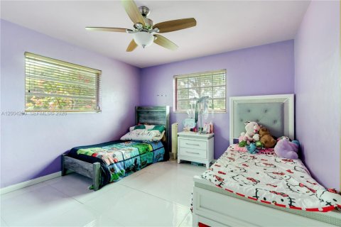 Villa ou maison à vendre à Homestead, Floride: 3 chambres, 223.62 m2 № 2068428 - photo 3