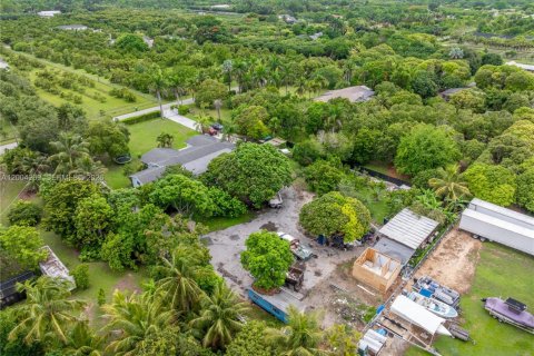 Villa ou maison à vendre à Homestead, Floride: 3 chambres, 223.62 m2 № 2068428 - photo 26
