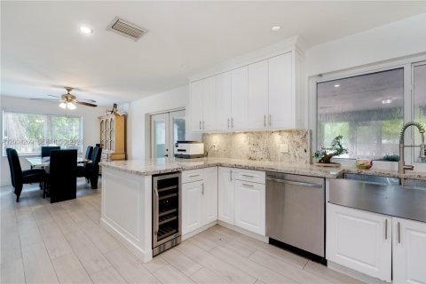 Villa ou maison à vendre à Homestead, Floride: 3 chambres, 223.62 m2 № 2068428 - photo 11