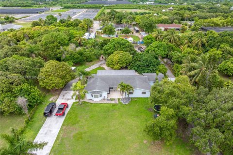 Villa ou maison à vendre à Homestead, Floride: 3 chambres, 223.62 m2 № 2068428 - photo 24