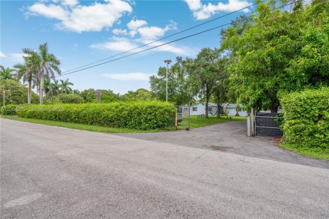 Villa ou maison à vendre à Homestead, Floride: 3 chambres, 223.62 m2 № 2068428 - photo 22