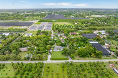 Villa ou maison à vendre à Homestead, Floride: 3 chambres, 223.62 m2 № 2068428 - photo 30