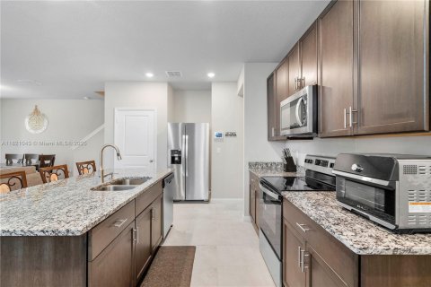 Touwnhouse à vendre à Mangonia Park, Floride: 3 chambres, 163.32 m2 № 1781433 - photo 9