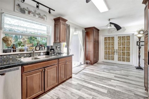 Casa en venta en Pembroke Pines, Florida, 4 dormitorios, 197.97 m2 № 1958688 - foto 15