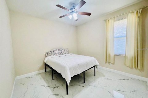 Villa ou maison à louer à Sarasota, Floride: 3 chambres, 184.6 m2 № 2426885 - photo 16