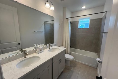 House in Apollo Beach, Florida 4 bedrooms, 223.89 sq.m. № 1807243 - photo 21