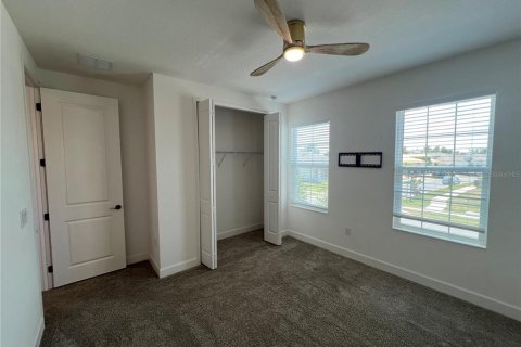House in Apollo Beach, Florida 4 bedrooms, 223.89 sq.m. № 1807243 - photo 20