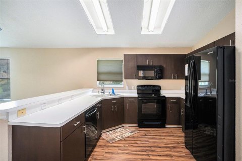 Condo in Lutz, Florida, 3 bedrooms  № 1835447 - photo 12