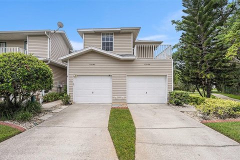 Condo in Lutz, Florida, 3 bedrooms  № 1835447 - photo 1
