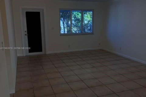 Villa ou maison à vendre à Greenacres, Floride: 2 chambres, 91.97 m2 № 2025379 - photo 3