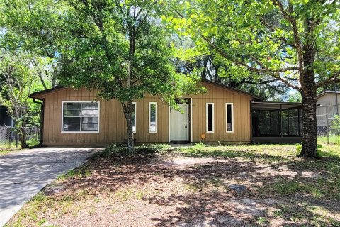 House in Gainesville, Florida 3 bedrooms, 109.35 sq.m. № 2201010
