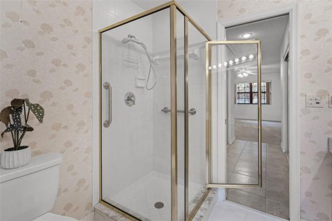 Купить таунхаус в Хейнс-Сити, Флорида 7 комнат, 171.31м2, № 1811069 - фото 30