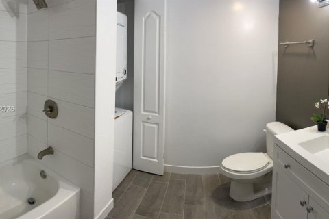 Condominio en venta en Doral, Florida, 2 dormitorios, 104.79 m2 № 2066745 - foto 6