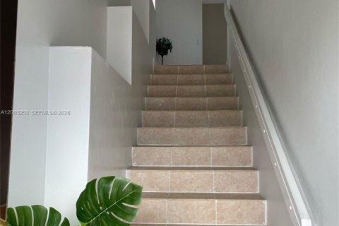 Condominio en venta en Doral, Florida, 2 dormitorios, 104.79 m2 № 2066745 - foto 9