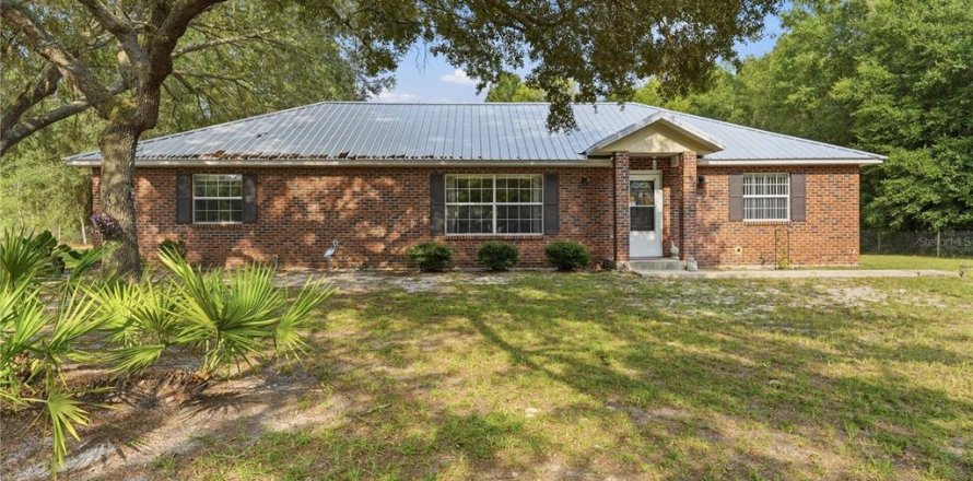 Villa ou maison à High Springs, Floride 3 chambres, 158.68 m2 № 2289694