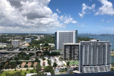 Купить кондоминиум в Майами, Флорида 2 спальни, 106м2, № 1984942 - фото 26