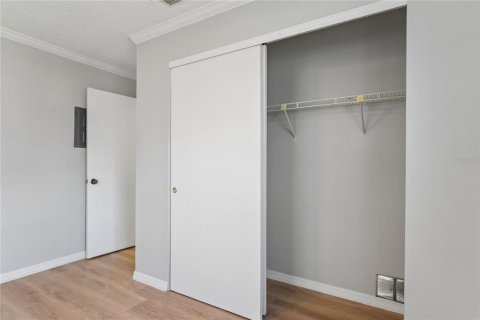 Copropriété à louer à New Port Richey, Floride: 2 chambres, 104.42 m2 № 2437272 - photo 30