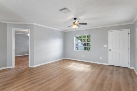 Copropriété à louer à New Port Richey, Floride: 2 chambres, 104.42 m2 № 2437272 - photo 10