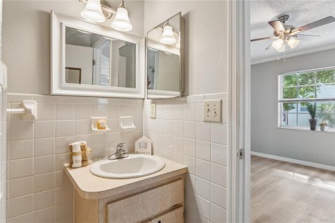 Copropriété à louer à New Port Richey, Floride: 2 chambres, 104.42 m2 № 2437272 - photo 27