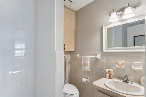 Copropriété à louer à New Port Richey, Floride: 2 chambres, 104.42 m2 № 2437272 - photo 25