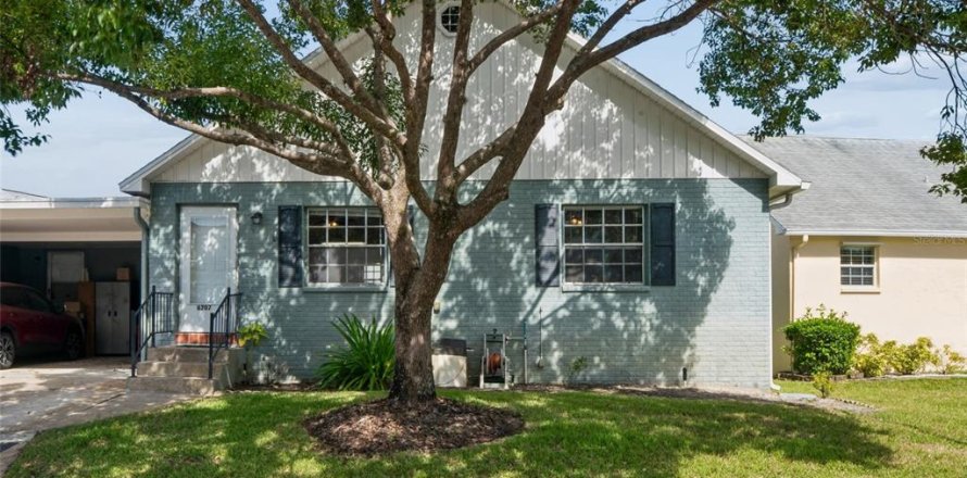 Condo à New Port Richey, Floride, 2 chambres № 2437272
