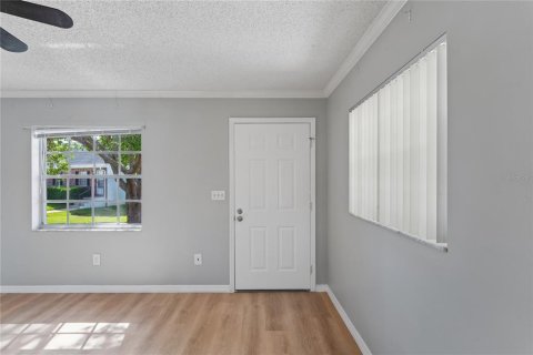 Copropriété à louer à New Port Richey, Floride: 2 chambres, 104.42 m2 № 2437272 - photo 6