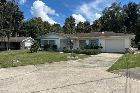 Casa en Lake Wales, Florida 2 dormitorios, 137.96 m2 № 2383420