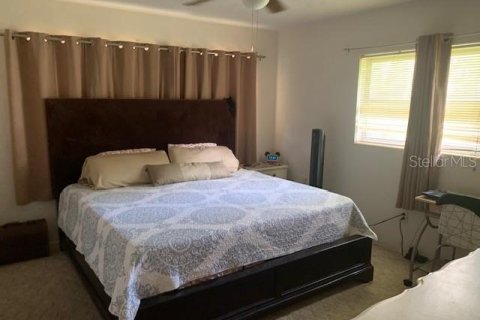 Casa en venta en Lake Wales, Florida, 2 dormitorios, 137.96 m2 № 2383420 - foto 14