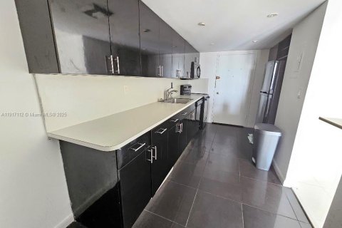 Снять в аренду кондоминиум в Авентура, Флорида 2 спальни, 116.22м2, № 1973393 - фото 15