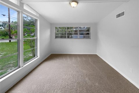 Casa en venta en Temple Terrace, Florida, 3 dormitorios, 136.57 m2 № 1820965 - foto 12