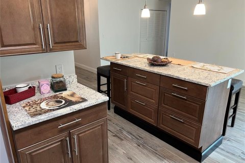 Villa ou maison à vendre à Altamonte Springs, Floride: 4 chambres, 152.36 m2 № 1838079 - photo 6