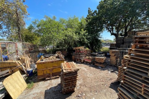 Купить коммерческую недвижимость в Майами, Флорида № 2046161 - фото 12