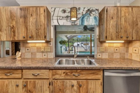 Villa ou maison à vendre à Venice, Floride: 5 chambres, 198.25 m2 № 1811003 - photo 15