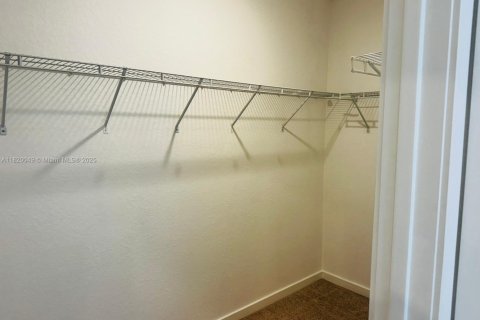Townhouse in Homestead, Florida 3 bedrooms, 159.05 sq.m. № 1797670 - photo 19