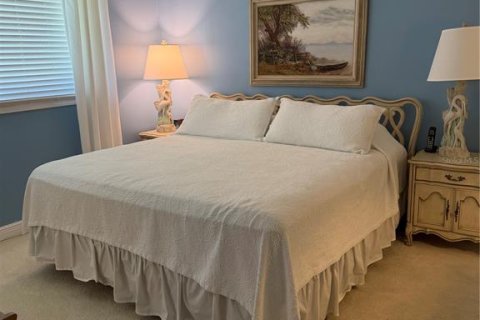 House in Sarasota, Florida 2 bedrooms, 111.02 sq.m. № 2400293 - photo 14