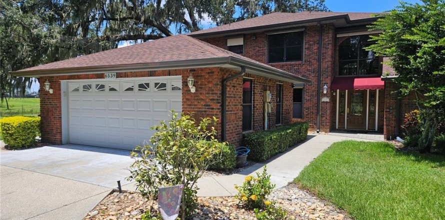 Casa en Zephyrhills, Florida 3 dormitorios, 252.32 m2 № 1852983
