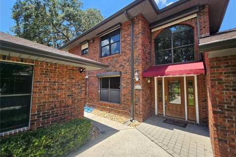Villa ou maison à louer à Zephyrhills, Floride: 3 chambres, 252.32 m2 № 1852983 - photo 4