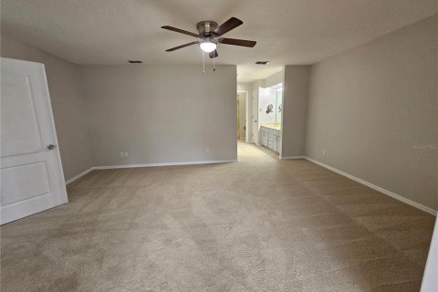 Villa ou maison à louer à Zephyrhills, Floride: 3 chambres, 252.32 m2 № 1852983 - photo 26