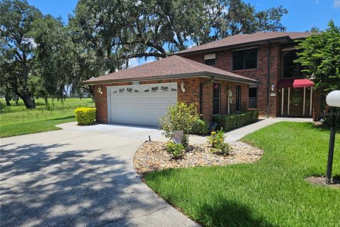Villa ou maison à louer à Zephyrhills, Floride: 3 chambres, 252.32 m2 № 1852983 - photo 2