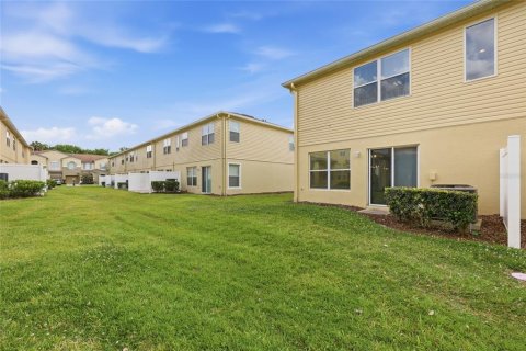 Townhouse in Sanford, Florida 3 bedrooms, 139.17 sq.m. № 2208316 - photo 21