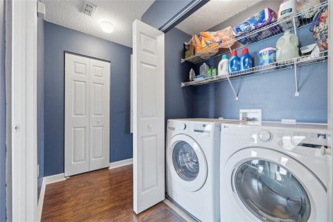 Townhouse in Sanford, Florida 3 bedrooms, 139.17 sq.m. № 2208316 - photo 14