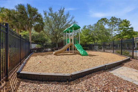 Townhouse in Sanford, Florida 3 bedrooms, 139.17 sq.m. № 2208316 - photo 28